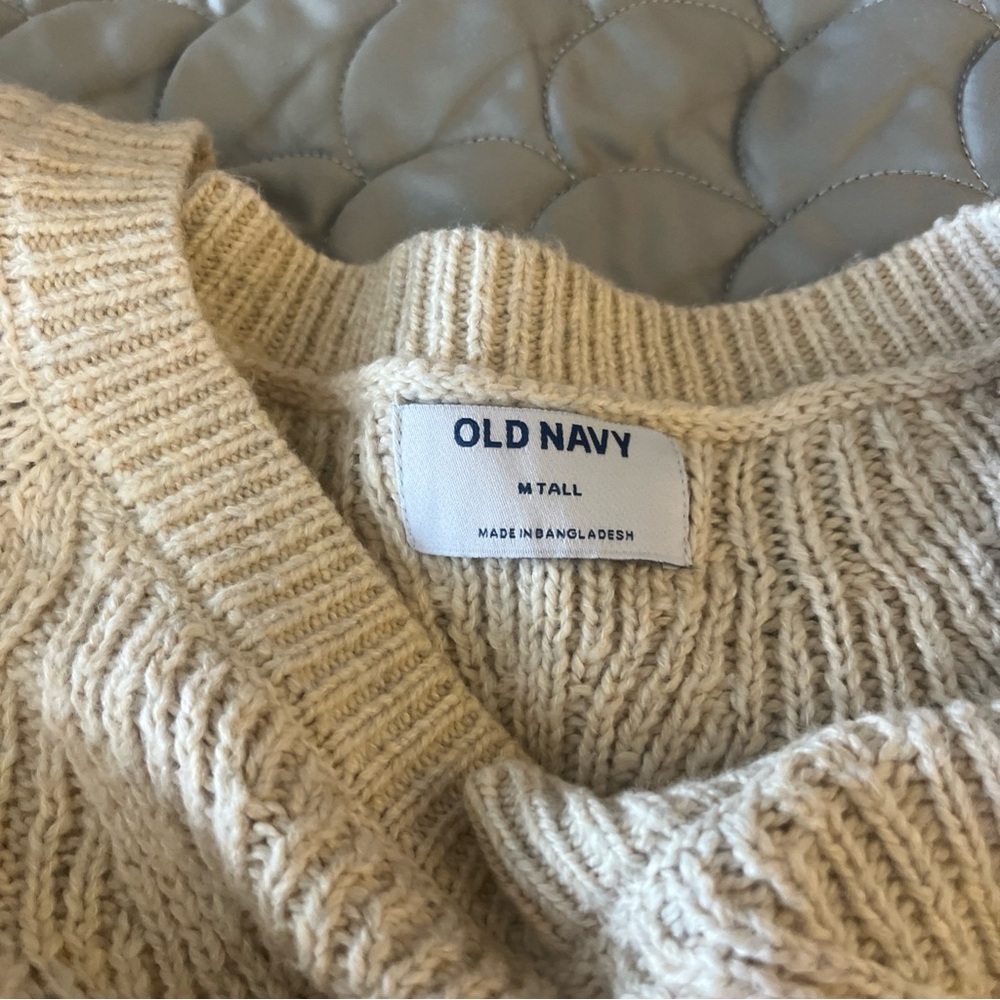old navy womens size Tall Medium Tan knit sweater long sleeve - Picture 2 of 2
